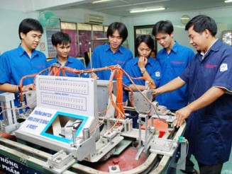 Bộ LĐTBXH giải thích về "dạy nghề ngắn hạn"